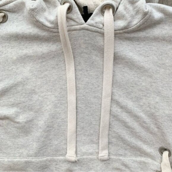 REVOLVE KENDALL & KYLIE Hoodie Sweater Hoody Bell Sleeve Cropped Pullover - Picture 10 of 16